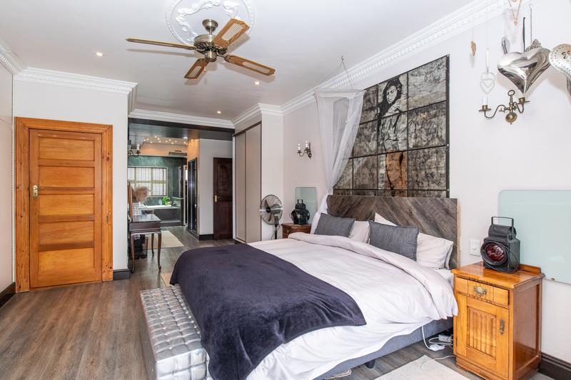 6 Bedroom Property for Sale in Plumstead Western Cape